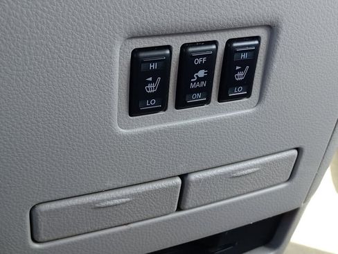 Used 2012 Nissan Quest SL FWD image 24