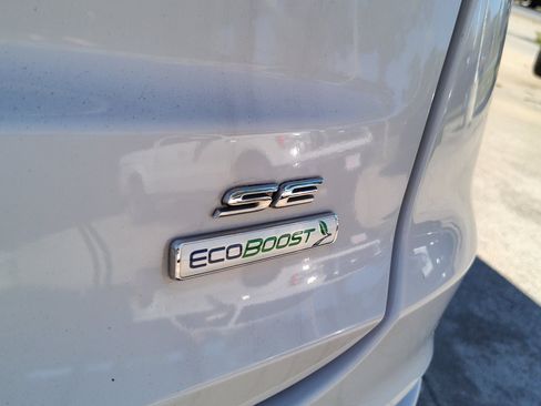 Used 2019 Ford Fusion SE image 6