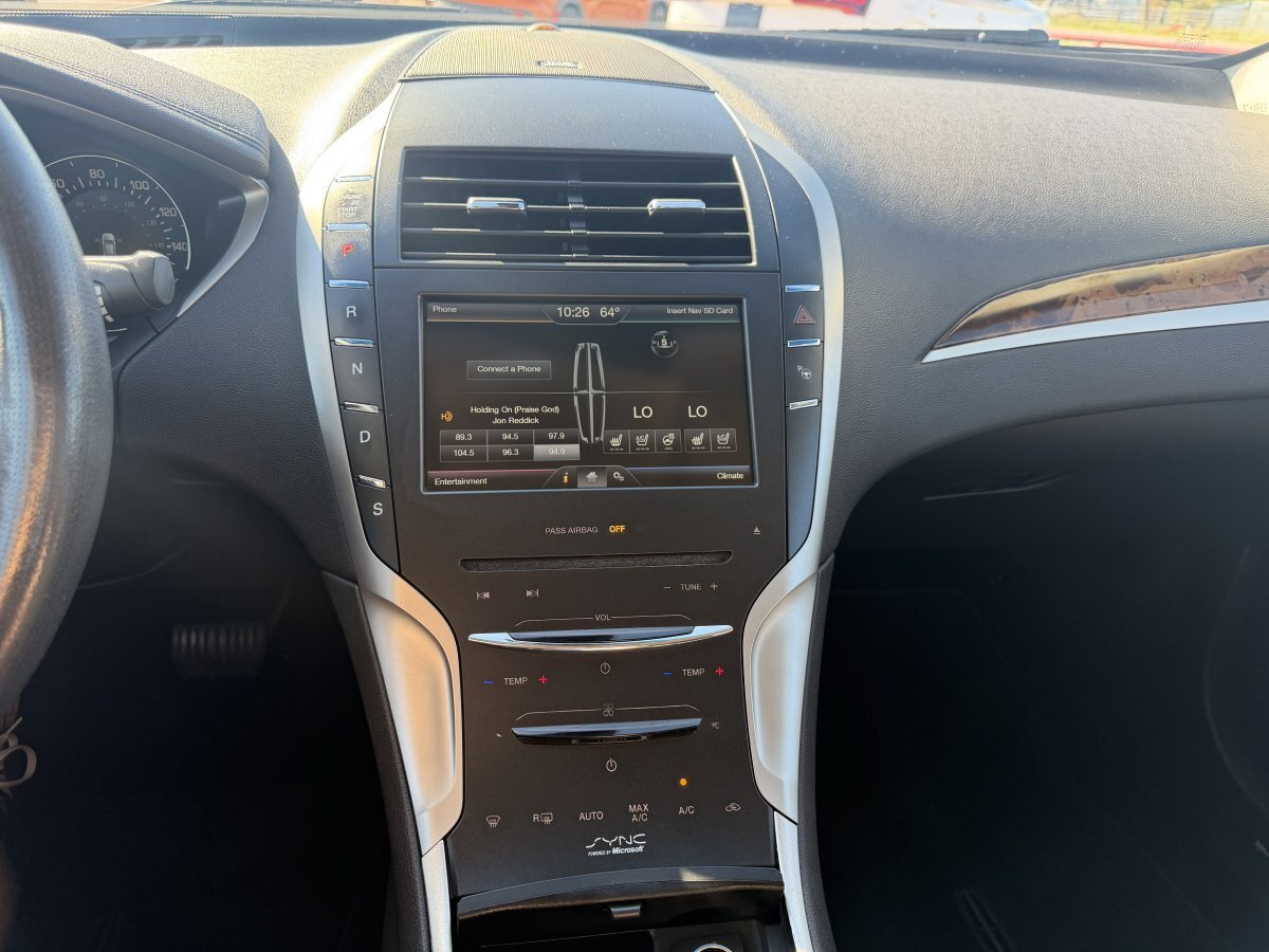 Used 2014 Lincoln MKZ AWD w/ Equipment Group 103A image 17