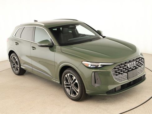 New 2025 Audi Q5 Prestige image 30