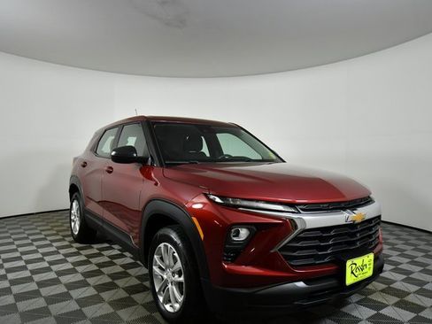 Used 2024 Chevrolet TrailBlazer LS image 8