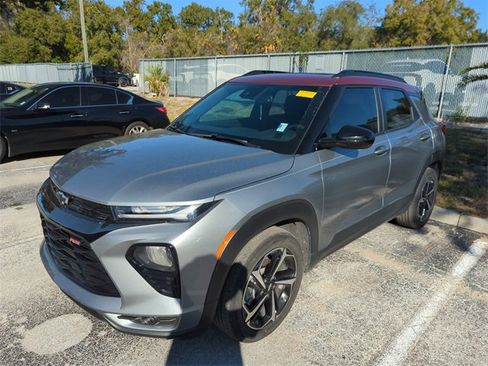 Used 2023 Chevrolet TrailBlazer RS w/ Sun and Liftgate Package image 5