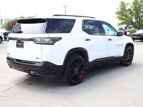 Used 2021 Chevrolet Traverse Premier w/ Redline Edition AWD/4WD image 6