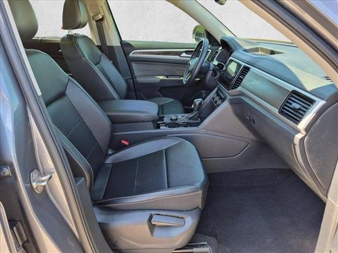 Used 2022 Volkswagen Atlas SE w/ Panoramic Sunroof Package AWD/4WD image 21