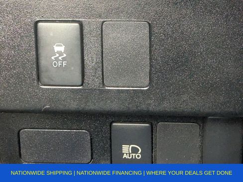 Used 2020 Toyota Tacoma SR image 34