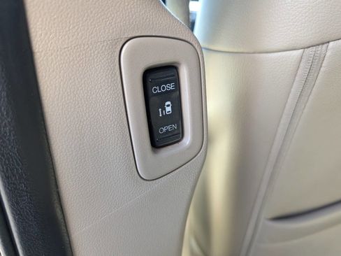 Used 2016 Honda Odyssey Touring image 20