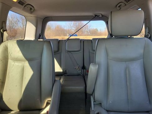 Used 2016 Nissan Quest SL w/ Value Cargo Package image 22