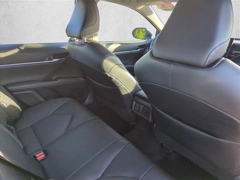 Used 2023 Toyota Camry XLE image 23