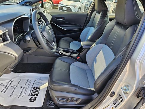 Used 2025 Toyota Corolla XSE image 8
