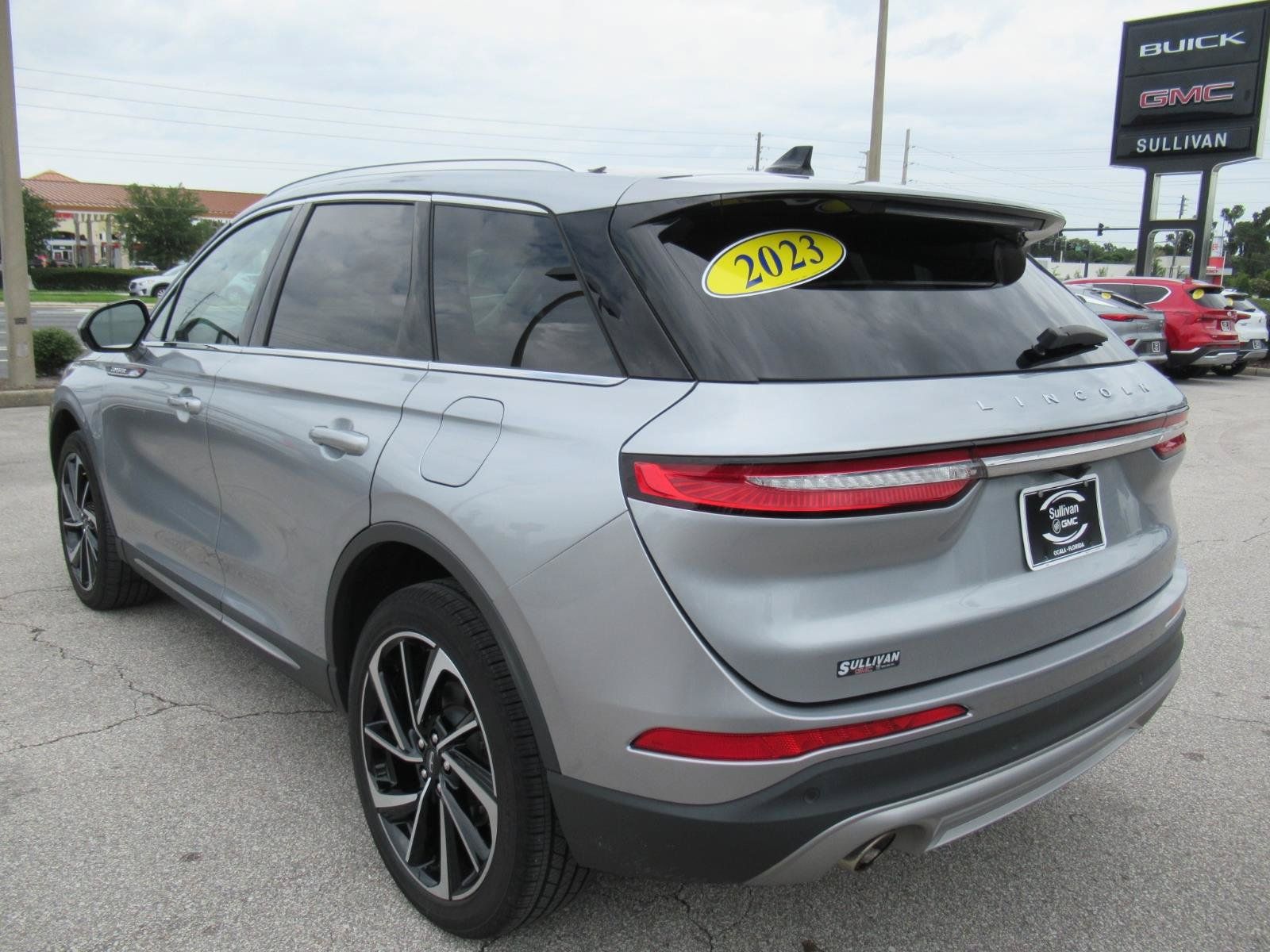 Used 2023 Lincoln Corsair Reserve FWD image 5