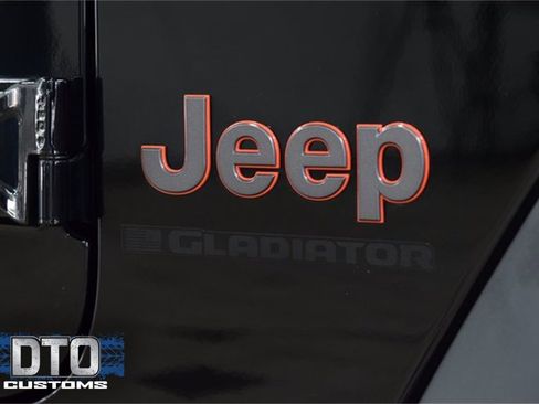 Used 2023 Jeep Gladiator Mojave w/ Trailer Tow Package image 14