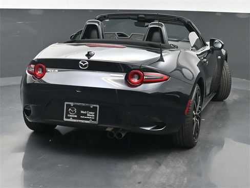Certified 2024 MAZDA MX-5 Miata Grand Touring image 3