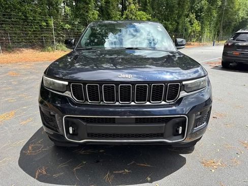 Used 2024 Jeep Grand Cherokee Overland w/ Trailer Tow Package AWD/4WD image 8