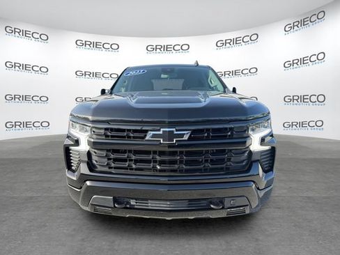 Used 2023 Chevrolet Silverado 1500 RST AWD/4WD image 2