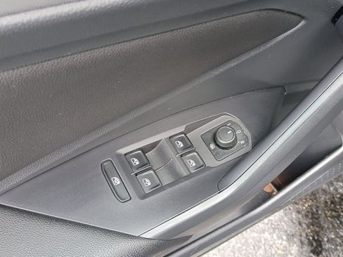 Used 2019 Volkswagen Jetta S w/ Driver Assistance Package FWD image 16