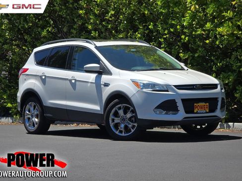 Used 2016 Ford Escape SE w/ Equipment Group 201A AWD/4WD image 1