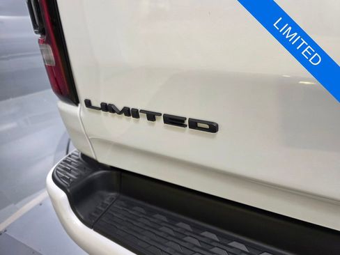 Used 2023 RAM 1500 Limited AWD/4WD image 16