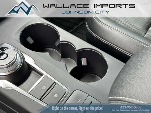 Used 2020 Ford Escape SEL FWD image 18
