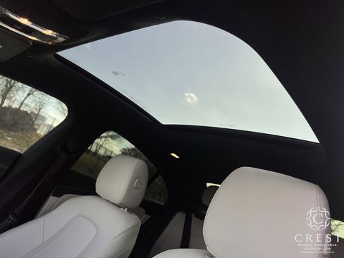 Used 2022 Mercedes-Benz CLA 250 image 23