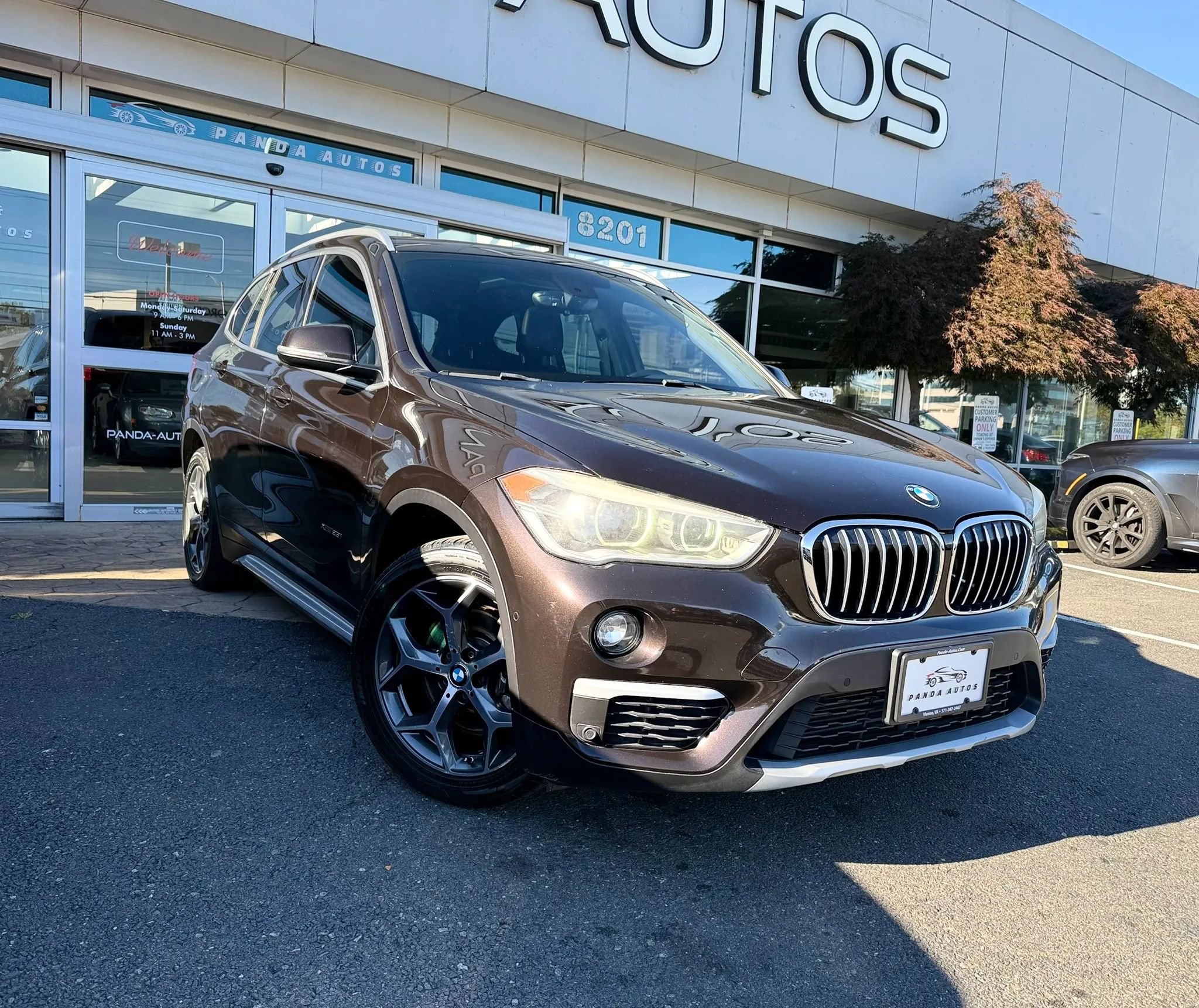 Used 2016 BMW X1 xDrive28i w/ Premium Package AWD/4WD image 1