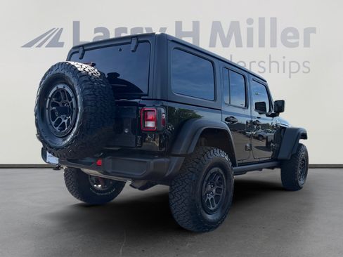 Used 2023 Jeep Wrangler Unlimited Sport AWD/4WD image 5