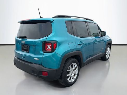 Used 2021 Jeep Renegade Latitude image 3