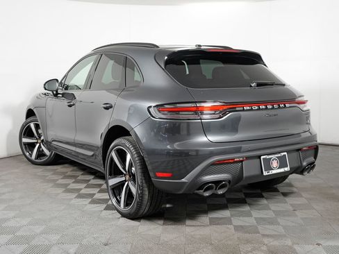 New 2026 Porsche Macan image 3