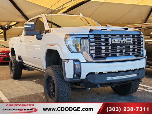 Used 2024 GMC Sierra 2500 Denali Ultimate w/ Max Trailering Package AWD/4WD image 1