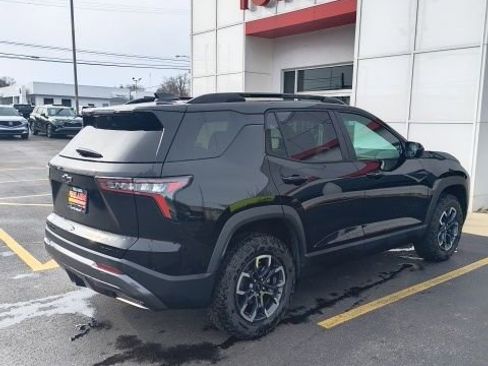 Used 2025 Chevrolet Equinox ACTIV w/ Safety and Technology Package image 5