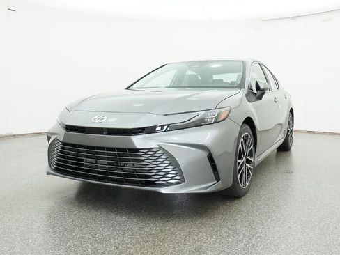 New 2026 Toyota Camry XLE image 32