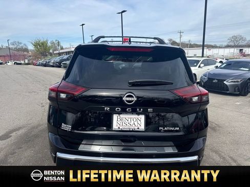 Certified 2025 Nissan Rogue Platinum image 7