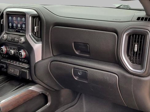 Used 2021 GMC Sierra 2500 SLT w/ SLT Premium Package AWD/4WD image 17