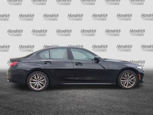 Used 2023 BMW 330i Sedan w/ Driving Assistance Package RWD image 9