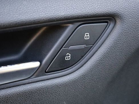 Used 2015 Audi A3 1.8T Premium image 38