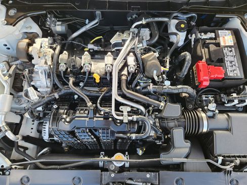 Used 2024 Nissan Altima 2.5 SR w/ SR Premium Package image 39