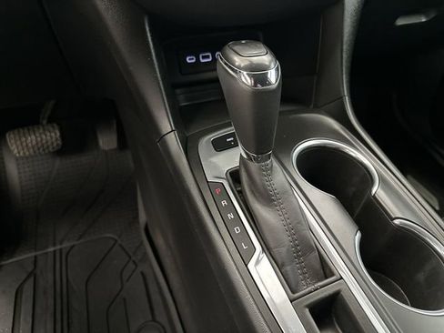 Used 2019 Chevrolet Equinox LT image 24