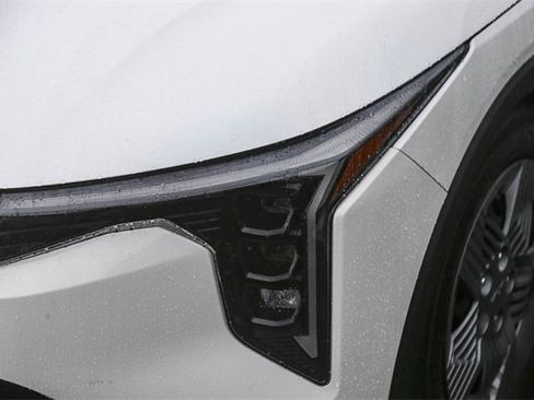 Certified 2025 Kia K4 LX image 6