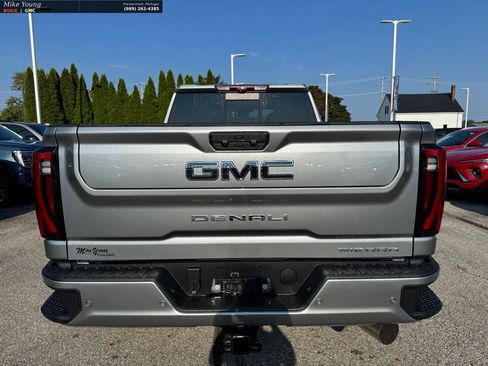 New 2026 GMC Sierra 2500 Denali Ultimate AWD/4WD image 4