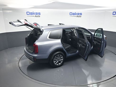 New 2025 Kia Telluride LX FWD image 59
