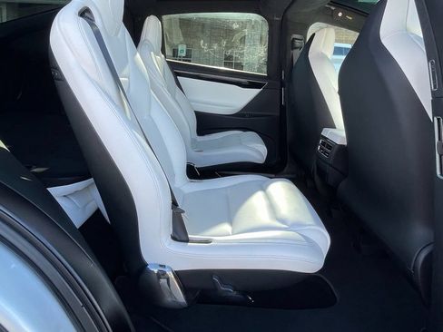 Used 2017 Tesla Model X 100D AWD/4WD image 30