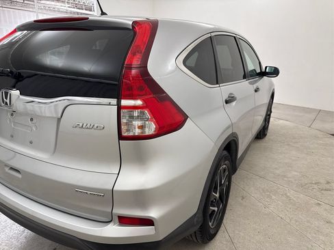 Used 2016 Honda CR-V SE image 18