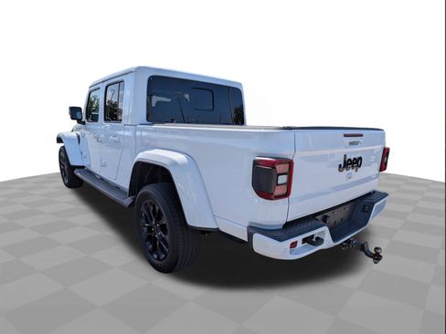 Used 2021 Jeep Gladiator Overland AWD/4WD image 6