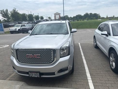 Used 2016 GMC Yukon Denali w/ Open Road Package AWD/4WD image 1