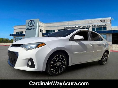 Used 2014 Toyota Corolla S FWD image 2