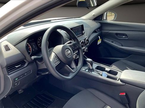New 2025 Nissan Sentra S image 7