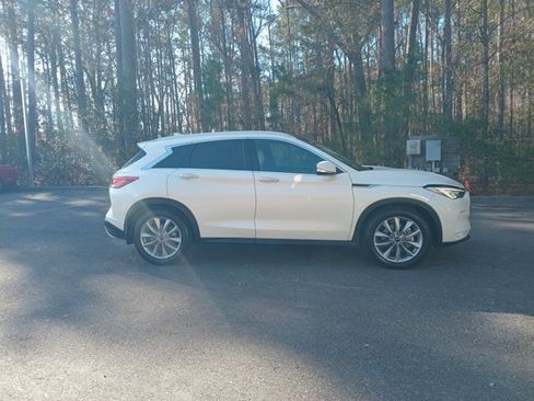 Used 2020 INFINITI QX50 Luxe w/ Navigation Package image 14