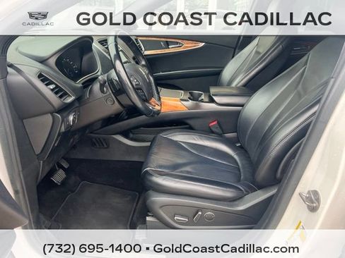 Used 2018 Lincoln MKX Select w/ Select Plus Package AWD/4WD image 12