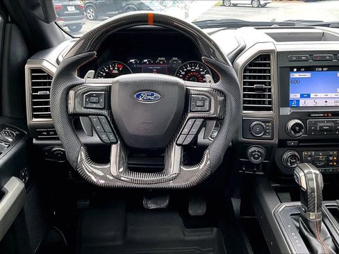 Used 2017 Ford F150 Raptor w/ Equipment Group 802A Luxury image 6