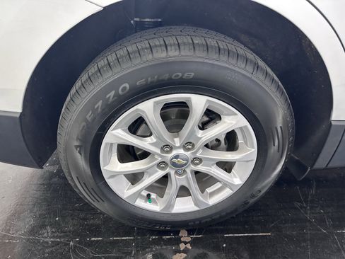 Used 2021 Chevrolet Equinox LT w/ Driver Convenience Package image 24