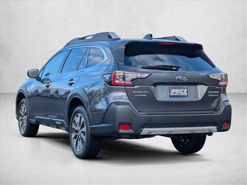 Used 2025 Subaru Outback Touring XT image 8